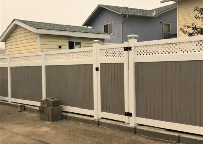 DLR vinyl fence lattice top accent